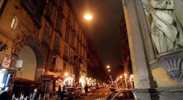 Napoli. Centro storico, nuovo choc: «Donna colpita dalla 'banda degli schiaffi', è in ospedale»