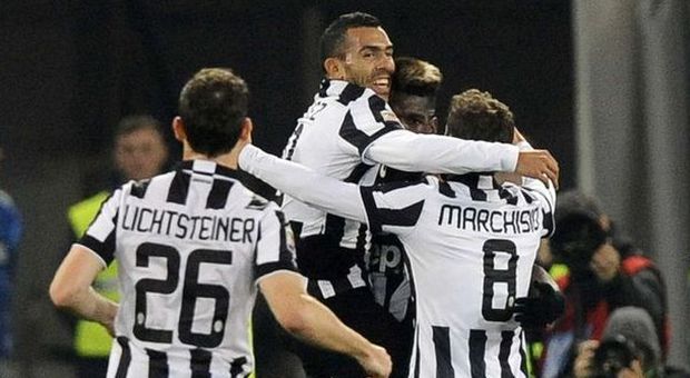 Troppa Juventus, la Lazio sbanda: Tevez e super Pogba gelano l'Olimpico