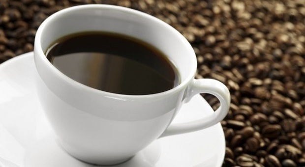 Caffè, troppe tazzine portano alla dipendenza i segnali del cervello