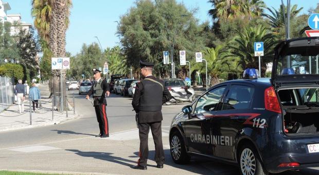 San Benedetto, nascondeva in auto 250 grammi di marijuana, arrestato
