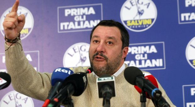 Coronavirus, Salvini: controllare ogni ingresso, governo incapace. Pd e Iv: sciacallo