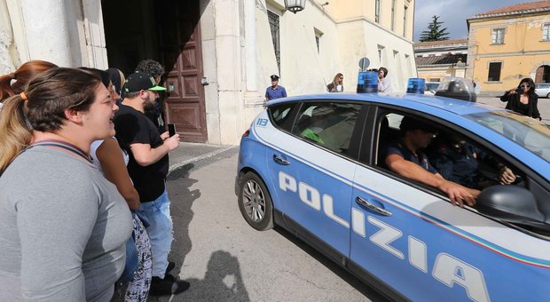Droga, pistole e proiettili: tre arresti a Caserta e provincia