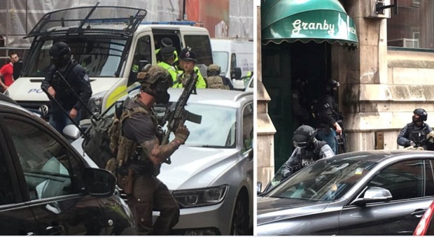 Manchester, raid della polizia nel centro della città (Twitter)