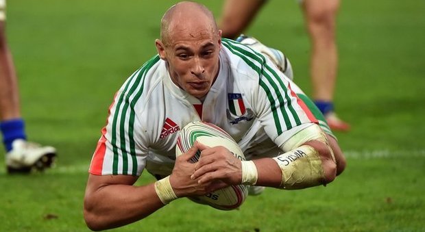Rugby, Sei Nazioni, il ct Jones: «La mia Inghilterra sarà brutale», Parisse: «L'Italia non teme nessuno» Live dalle 15