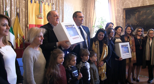 Napoli, Comune e associazioni donano defibrillatori alle scuole dell'infanzia