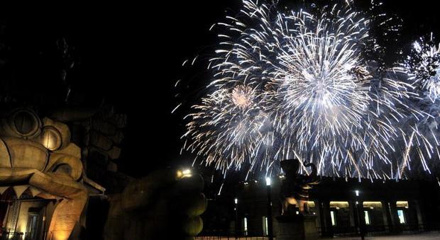 Cinecittà World, un fine settimana col botto: in 30mila per ammirare i fuochi d'artificio