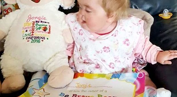 immagine Jorgie, 2 anni, morta per errore in ospedale: oggi i medici sotto inchiesta
 
