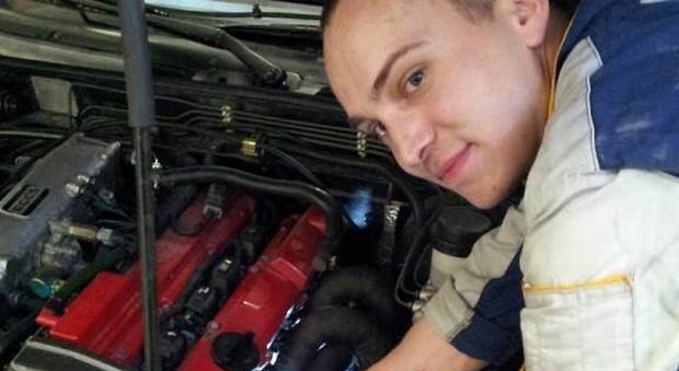 Oleg Stolnic, il meccanico moldavo di 28 anni