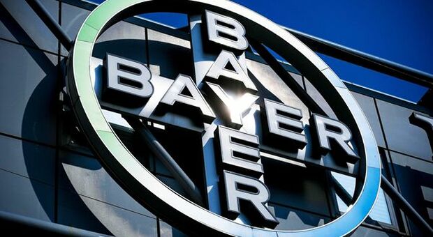 Bayer, rosso da 10 miliardi nel 2020. Titolo giù a Francoforte