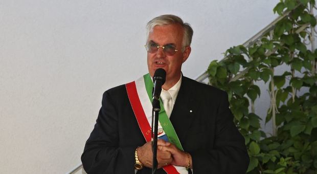 Il sindaco Rinaldo De Rocco