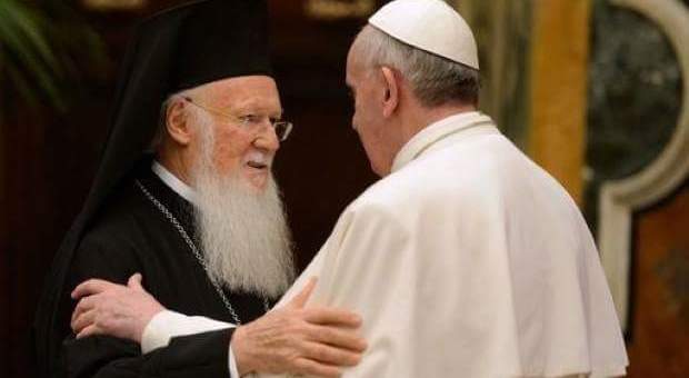 Il patriarca ecumenico Bartolomeo: «Santi gli abitanti di Lampedusa e Lesbo, la visita del Papa colpirà milioni di cuori»