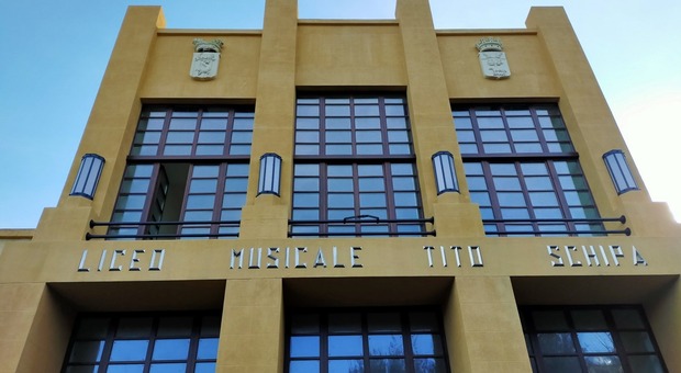 Ex liceo Schipa, restauro svelato: «Diventerà un hub per i musicisti»