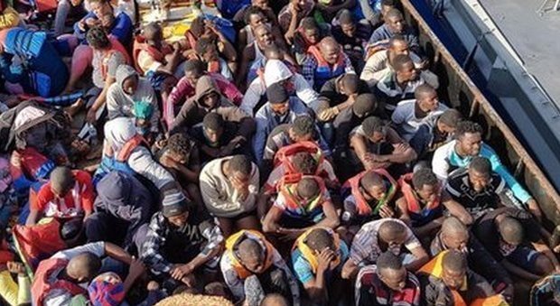 Migranti, continua il calo di sbarchi nel Mediterraneo: -21% nei primi nove mesi del 2017