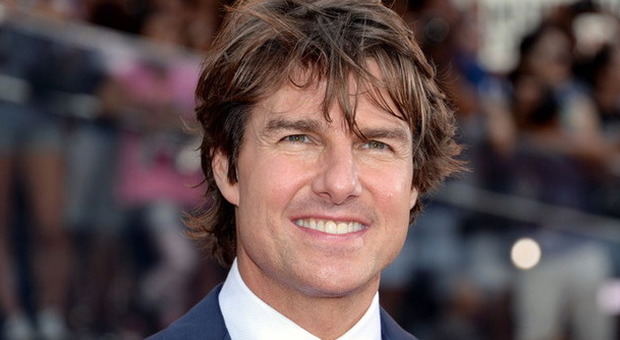 Tom Cruise, precipita aereo del nuovo film: 2 morti. "L'attore a bordo solo pochi giorni prima"
