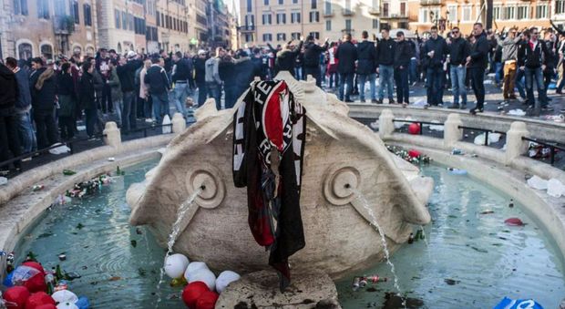 Champions, i tifosi del Feyenoord: «Ci sono fontane a Napoli?»