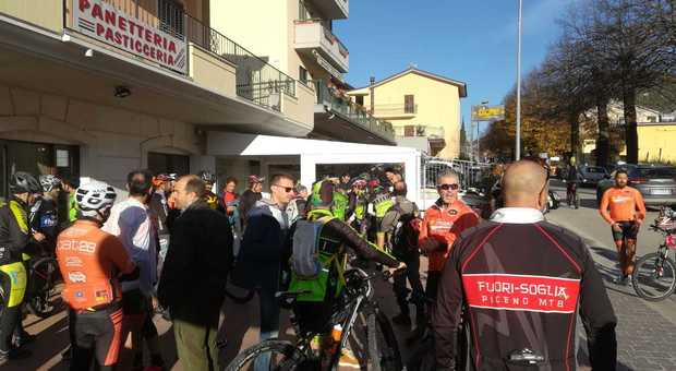 Ascoli, una pedalata per ricordare l'avvocato Tosti morto in un incidente