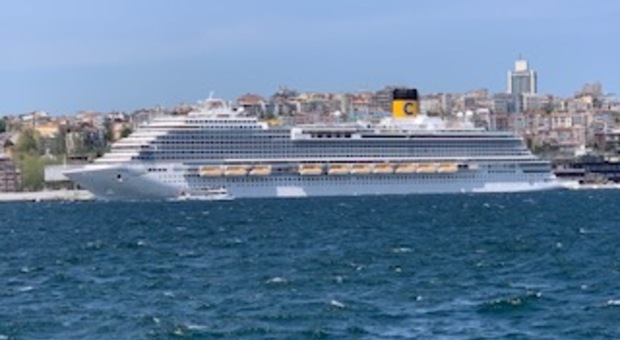 Costa Crociere, ripartono i viaggi in Turchia: la Costa Venezia si posiziona a Istanbul