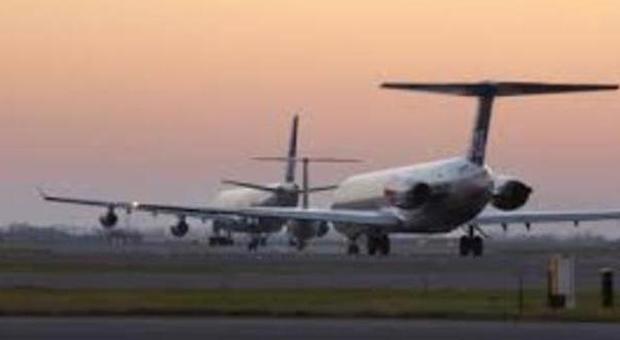 Svezia, paura nei cieli: jet russo rischia collisione con un aereo passeggeri