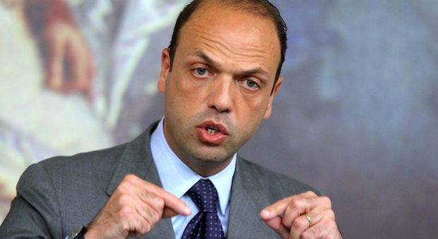 Alfano: «Assestato duro colpo alla criminalità pugliese»