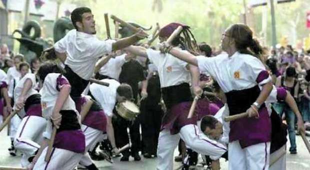 Barcellona Ecco La Merc Grande Festa Con Gli Artisti Di Strada