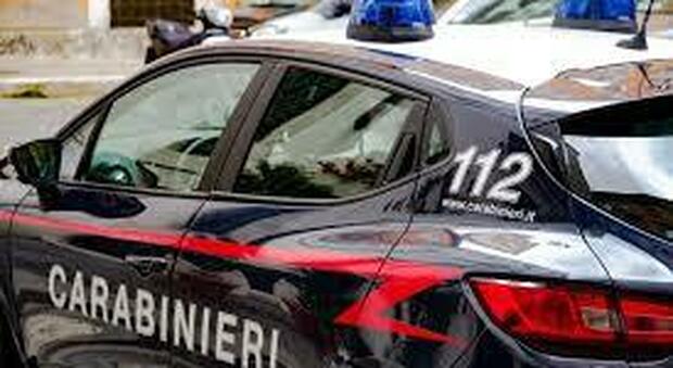 Sesso sul lungomare di Salerno, denunciati due uomini per atti osceni