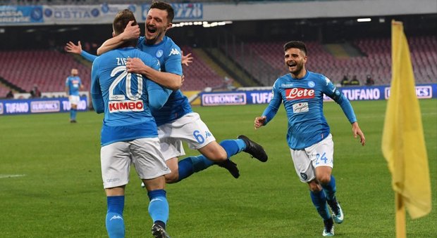 Napoli, la vetta è di nuovo tua: Lazio ribaltata con 45' da show