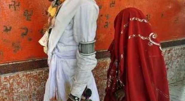 Sposa bambina di 9 anni violentata dal "marito" 35enne musulmano: scatta l'indagine
