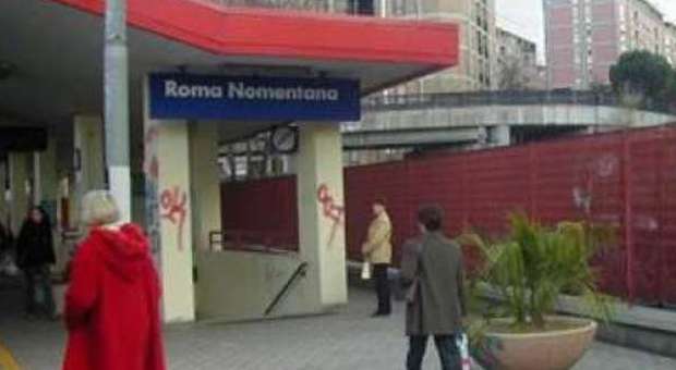 Travolto e investito da un eurostar a Roma, muore uomo di 44 anni