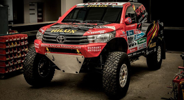 Il pick-up Toyota Hilux Evo con cui la casa giapponese punta a vincere la prossima edizione della Dakar