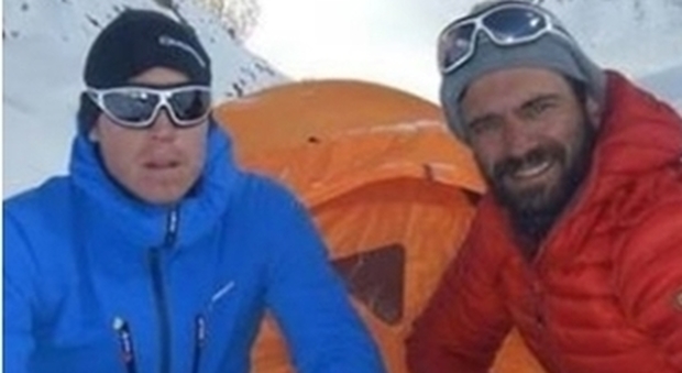 Nardi e Ballard ufficialmente morti, concluse le ricerche degli alpinisti sul Nanga Parabat, l'ultima foto insieme