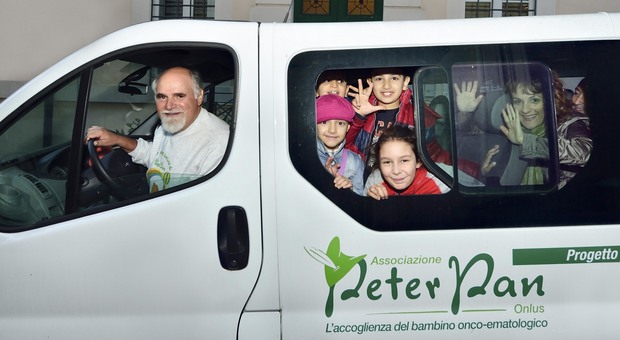 Roma, Babbo Natale in bicicletta, show e concerti: feste charity per la onlus Peter Pan