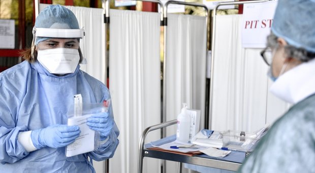 Coronavirus, altri 17 morti nelle Marche, il più giovane aveva 46 anni. In totale sono 669