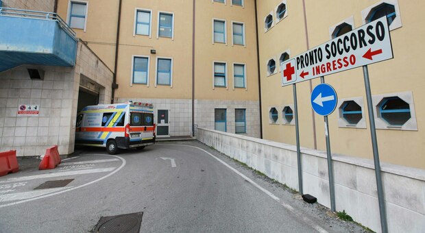 Operaio aggredito ad Avellino: dimesso dall'ospedale dopo 10 giorni