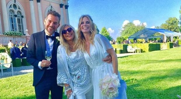 Filippa Lagerback e Daniele Bossari sposi: Mara Venier in bianco attira le critiche sui social