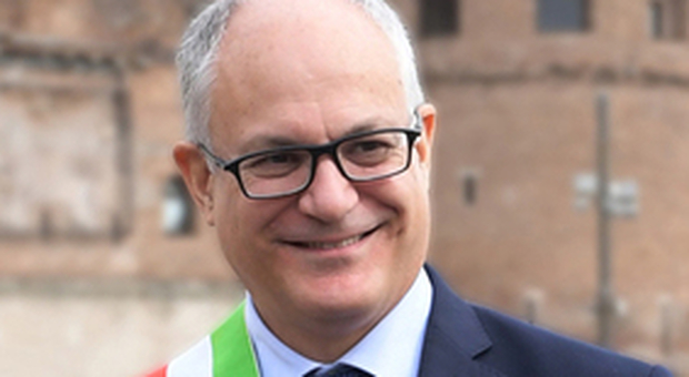 Il sindaco Roberto Gualtieri scrive a Leggo gli auguri ai cittadini di Roma: «Insieme faremo una città grandiosamente normale»