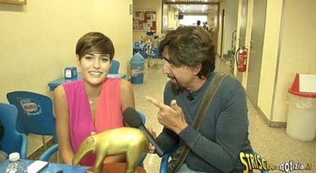 Miss Italia, tapiro e nuova gaffe: «Il personaggio della storia italiana che ammiro? Michael Jordan»