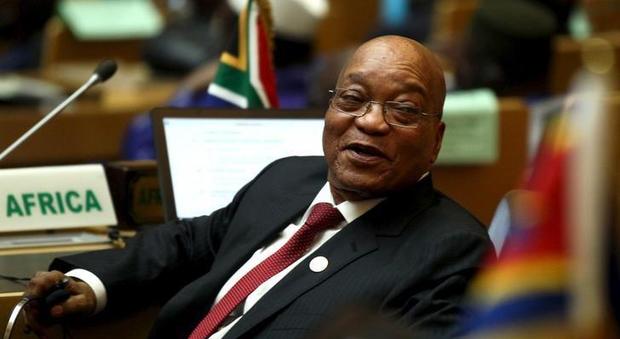 Sudafrica, il presidente Zuma condannato per peculato: ora rischia l'impeachment