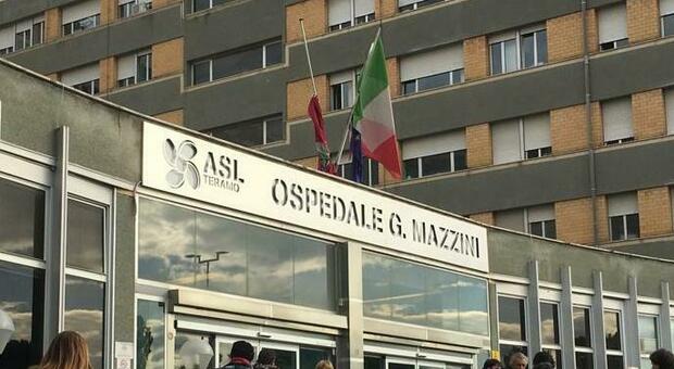 Tragedia al Mazzini: paziente precipita dal quinto piano