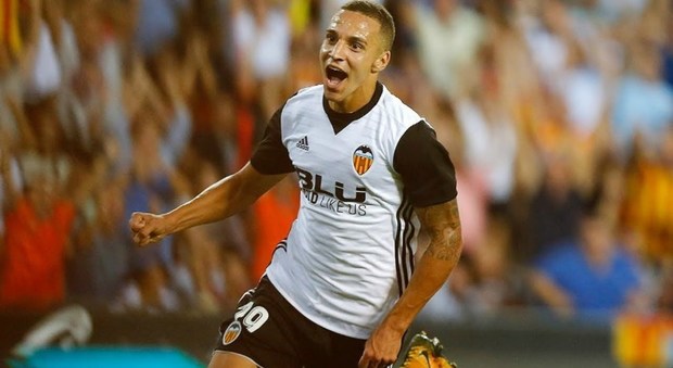 Il Valencia apre l'asta per Rodrigo: prezzo base 70 milioni di euro
