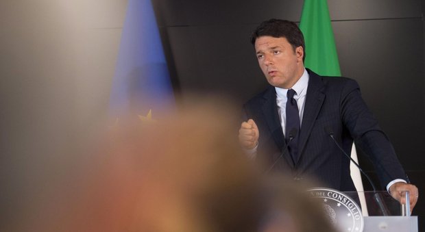 Renzi: pil sarà positivo, patto nazionale per la ricostruzione. Olimpiadi, se Raggi dice no Roma è fuori. E attacca ancora D'Alema