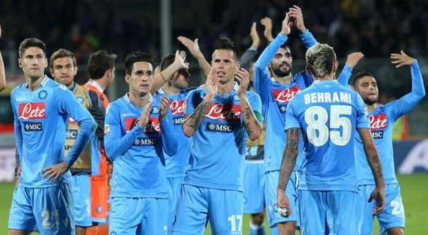Fiorentina - Napoli 1-2 | Azzurri cinici e fortunati, «sbancano» il Franchi e volano