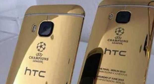 Il nuovo HTC One M9 in oro 24 carati