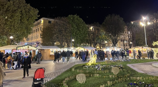 Ancona, BiAncoNatale scalda i motori: albero e luci dal 26 novembre