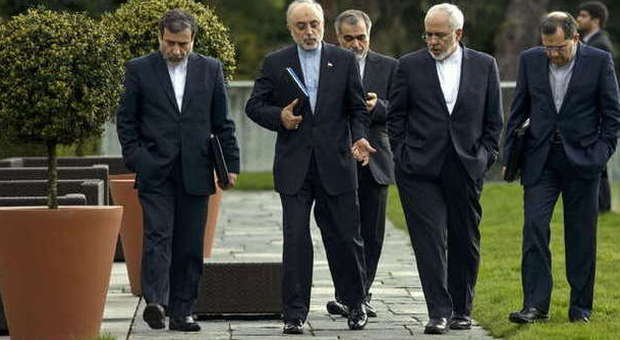 Nucleare iraniano, Teheran mette in discussione l'accordo: «Non trasferiremo l'uranio in Russia»