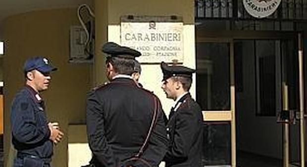 I carabinieri di Fabriano hanno messo a segno un duplice arresto per droga
