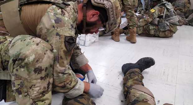 Esercito, l'Us Army premia ranger italiano: è il primo dei corsi internazionali per la cura dei feriti in guerra