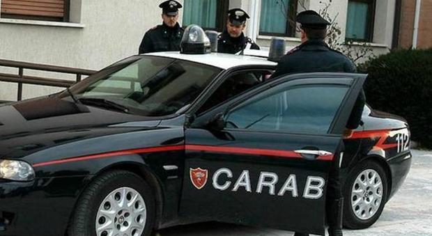 I carabinieri stanno indagando sul furto alla Naturella S.r.l.