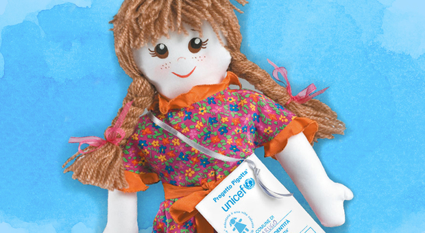 Unicef per i piccoli più sfortunati: donate bambole e giochi ai bambini del reparto dedicato a Nadia Toffa