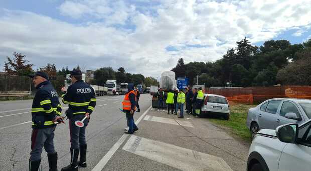 Autotrasportatori in sciopero: proteste contro il caro-carburante in diverse località pugliesi. «Situazione insostenibile»