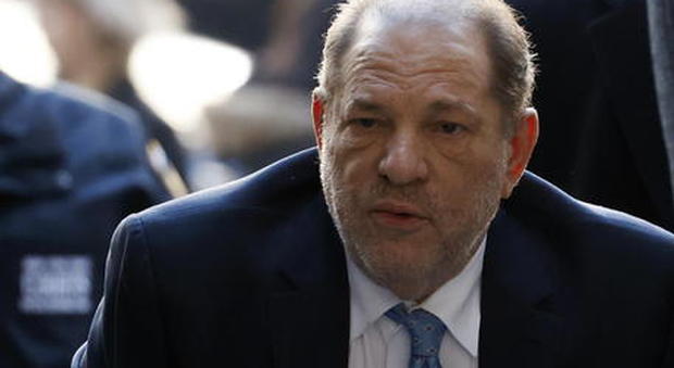 Weinstein, risarcimento di 19 milioni di dollari alle sue vittime. Il fondo andrà anche alle sue dipendenti
